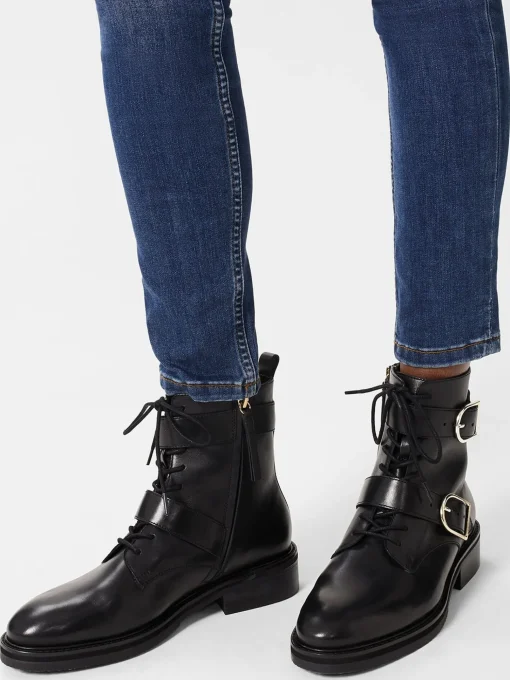 Fashion Hobbs Bronwyn Boot Black