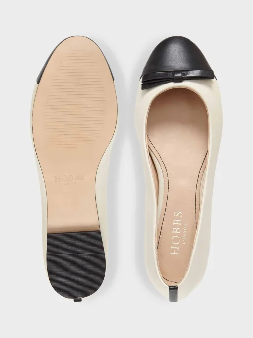 Fashion Hobbs Eva Ballerina Light Stone