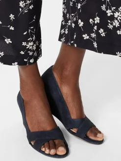 New Hobbs Lindsay Wedge Navy