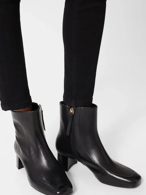 Clearance Hobbs Ottilie Ankle Boot Black