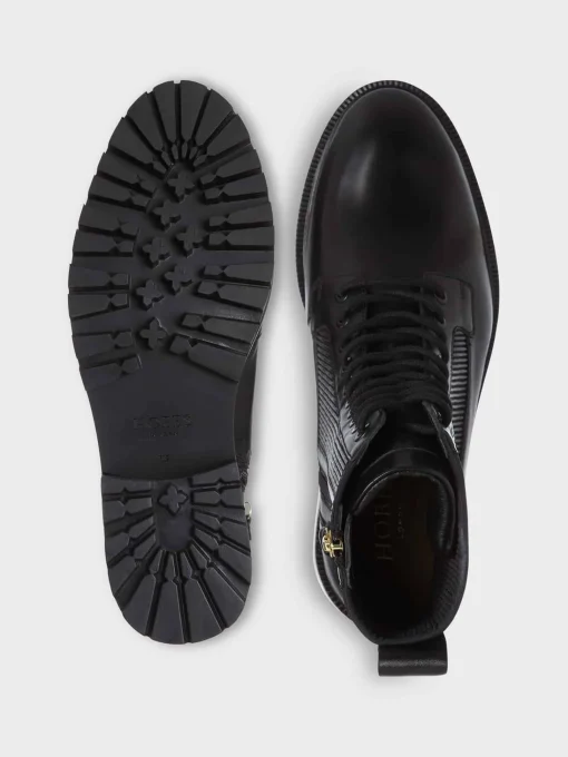 Store Hobbs Trinity Boot Black